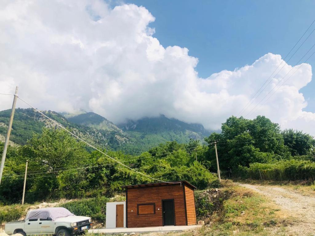 Guest House Qafe Dardha - Tomorr National Park Qafe Dardhe 外观 照片