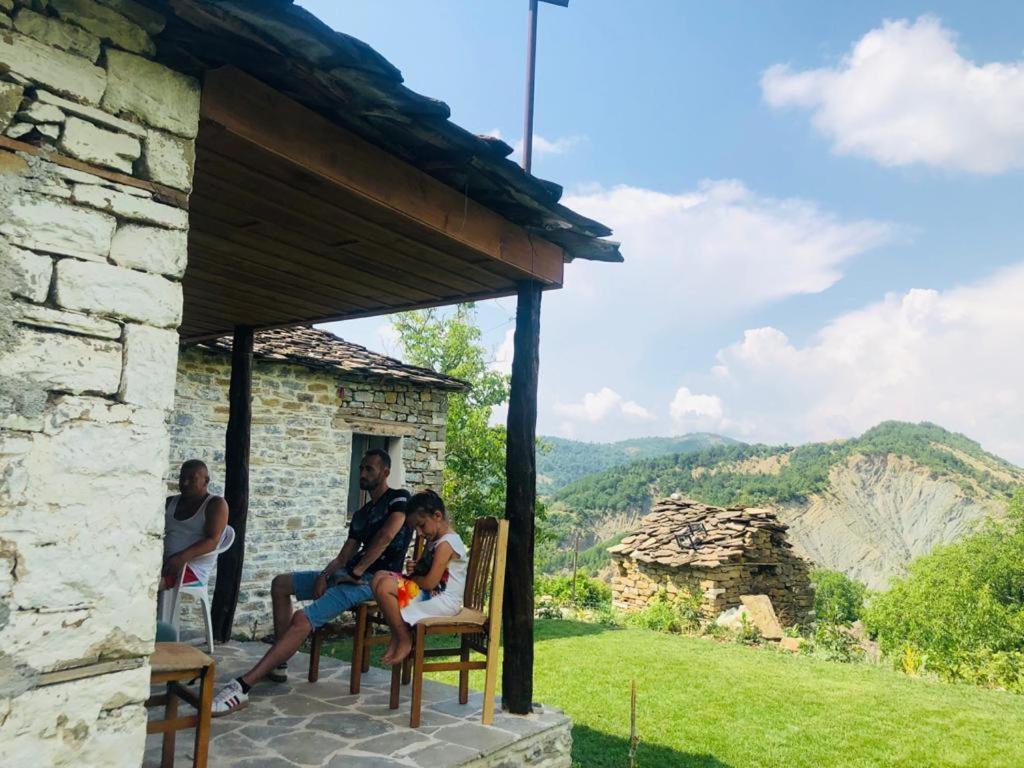 Guest House Qafe Dardha - Tomorr National Park Qafe Dardhe 外观 照片